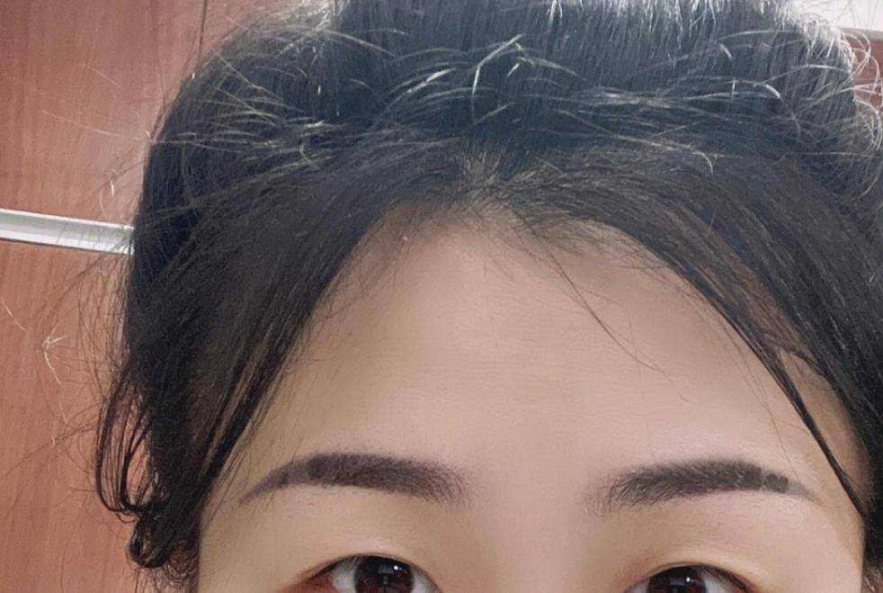 华为手机的差别大吗
:纹过眉毛的女人，过几年会出现变化吗？实际差别很大