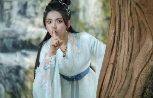 甄会花苹果版
:《重紫》被指低质版《花千骨》这部剧真的不好吗？杨超越的资源会受到影响吗？
