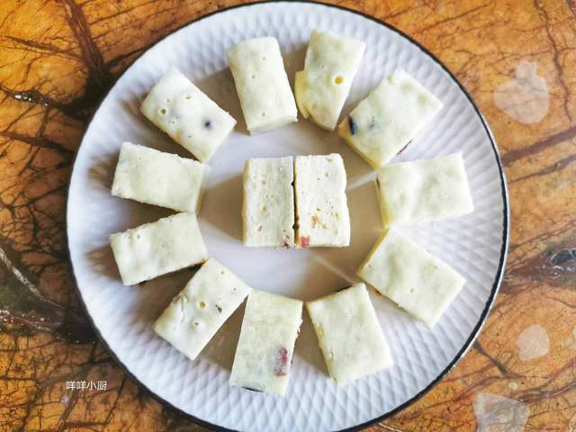 苹果山药饼烤箱版
:谷雨到了要常吃祛湿的食材，分享山药的7种吃法，一周不重样