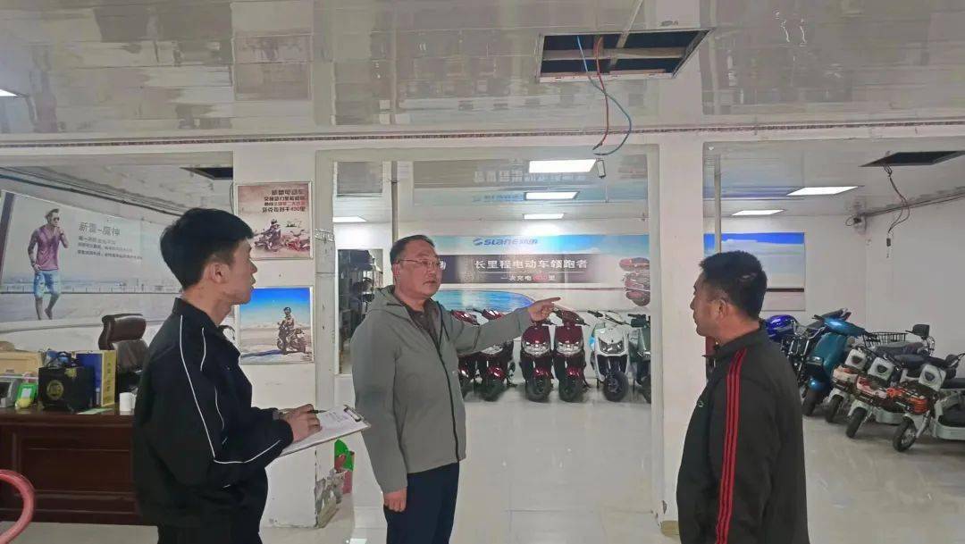 吉日嘎郎吐镇安全生产部门开展关于电动自行车的安全检查工作