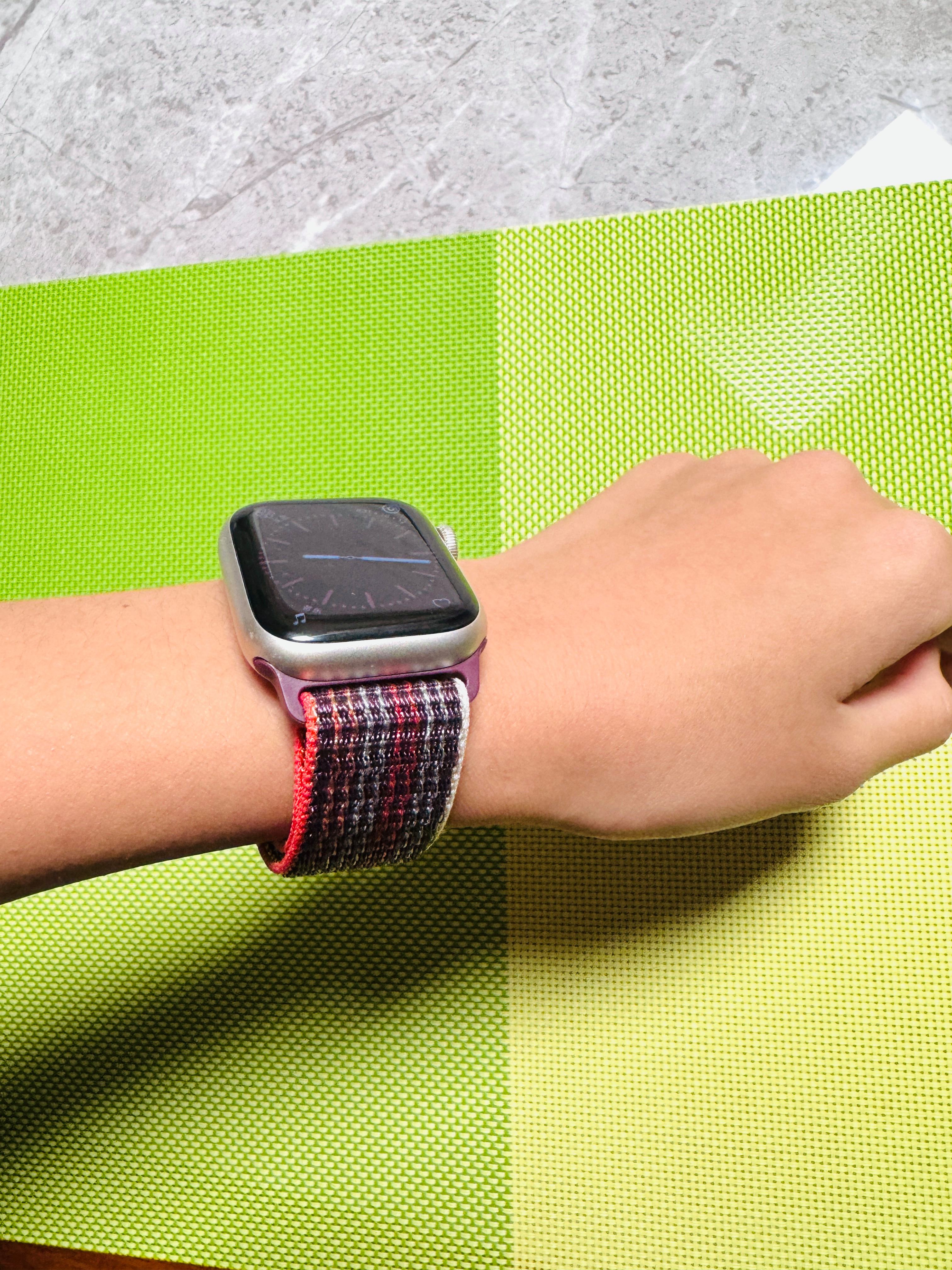 彩虹版编织苹果手表(apple watch 彩虹编织)-第7张图片-有道翻译官网 彩虹版编织苹果手表(apple watch 彩虹编织)-第7张图片-有道翻译官网